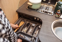 D2f7f9 48065da60c204720aa6e67bcc2b7453bmv2